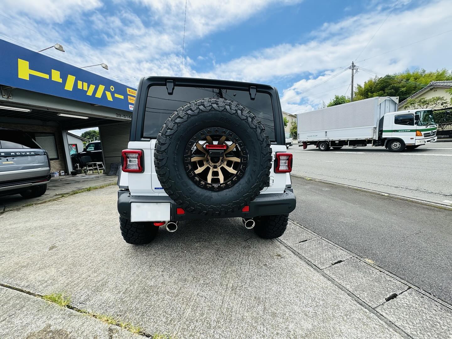 デイトリッパー 電装品取付 施工事例